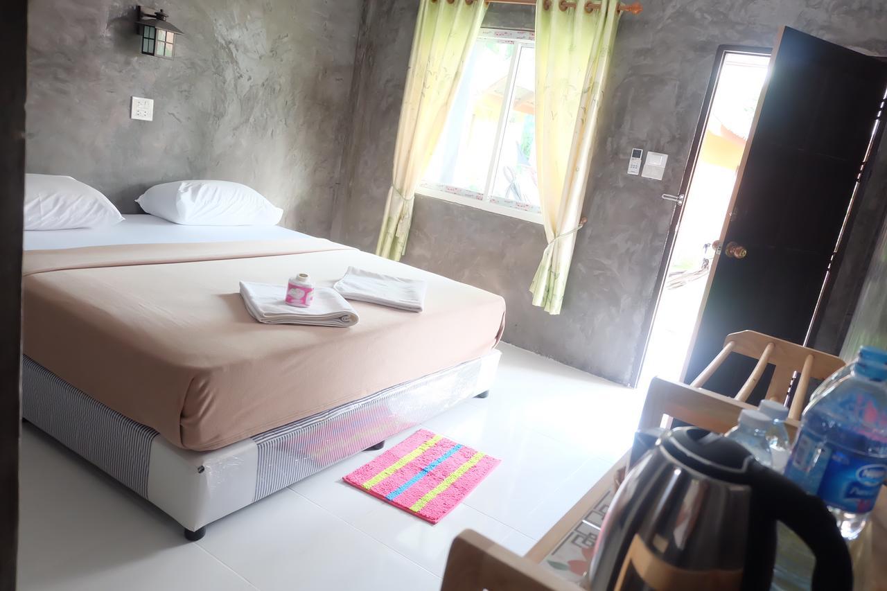 Monkey Bungalow Ko Lanta Buitenkant foto