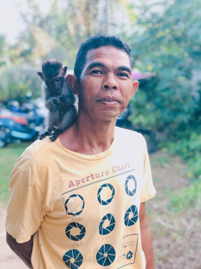 Monkey Bungalow Ko Lanta Buitenkant foto
